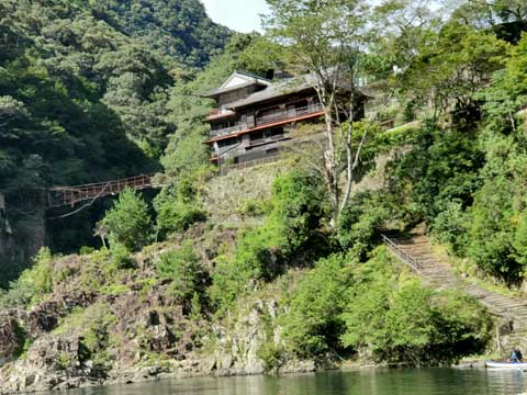 瀞ホテル　三重県伝統工芸品市木木綿