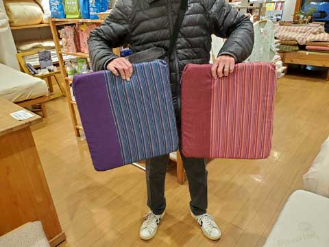 ご両親のクリスマスプレゼントに市木木綿尻楽座布団　三重県熊野市向井ふとん店