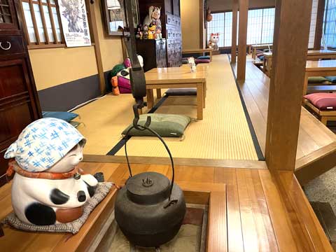 伊勢おかげ横丁、招福茶屋市木木綿座布団　三重県熊野市向井ふとん店