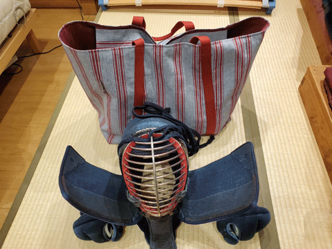 三重県伝統工芸品市木木綿織元の剣道防具袋　向井ふとん店